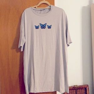 Oversized boyfriend tee